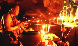 Leklai KAEW - Le Pietre Raccolte con i Più Antichi Rituali Esoterici.