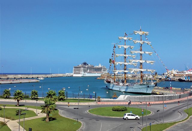 Trasferimento da Roma a Porto di Civitavecchia - Come Trovare un Mezzo Adeguato.