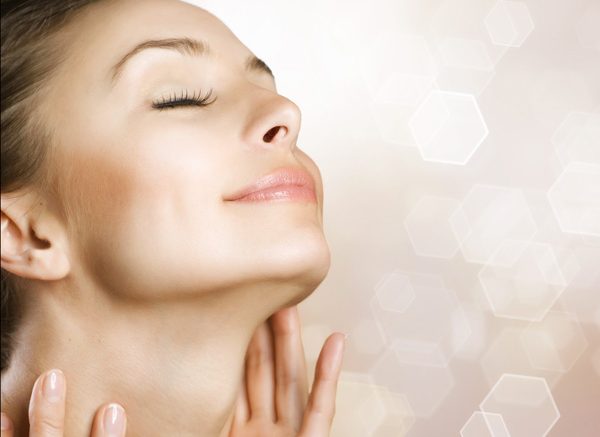 Effetto Lifting - Come Mantenere un Aspetto Giovane con Trattamenti Specifici per il Viso.
